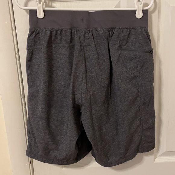 Men’s Lululemon THE Short 9” inseam. - Picture 2 of 5